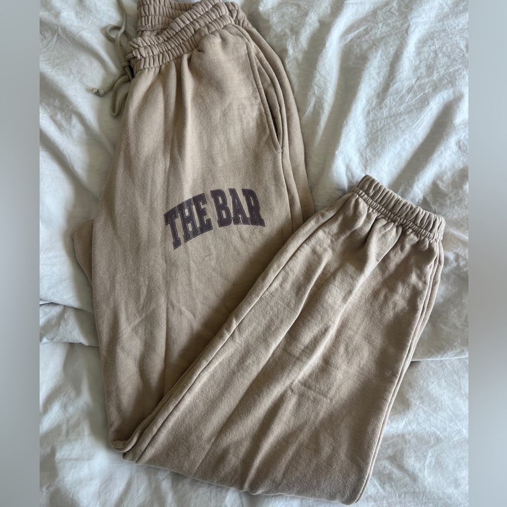 THE BAR varsity sweatpants